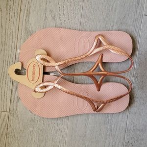 Havaianas sandals